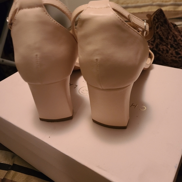 Shoes - Picture 2 of 3